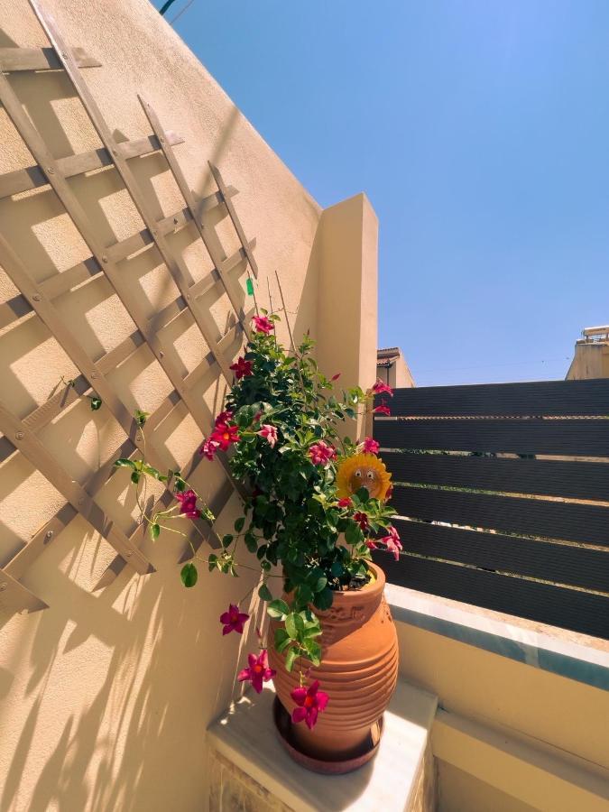 Theo Apartments 1 Artemida  Exterior photo